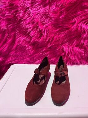 Ladies ARCHE MARY JANE HEELS